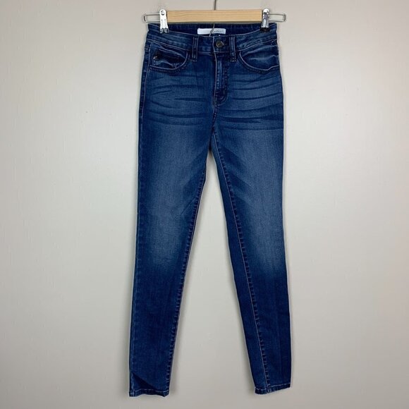 KanCan Mid-rise Skinny Stretch Jeans Size 24, Like New - Picture 2 of 6
